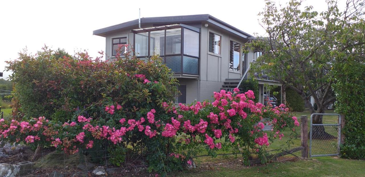 Glendale River View Manapouri Exterior foto