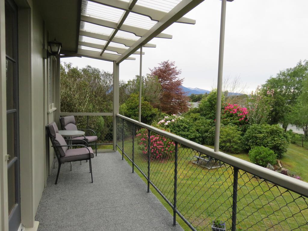 Glendale River View Manapouri Exterior foto